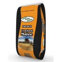 green-valley-cracked-maize-2kg_1400x